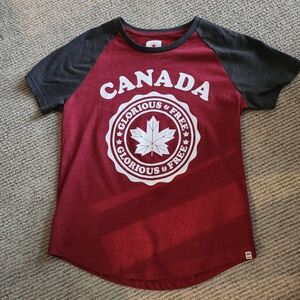 Canada Glorious & Free Women's Raglan Tee - Red and Black NWOT